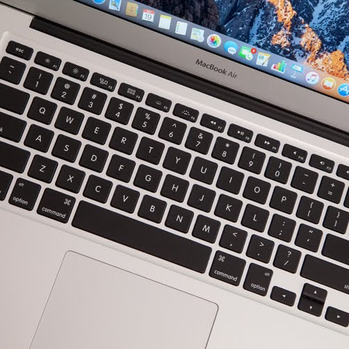 MacBook Air 2017 i5/8GB/256GB (MQD42) (Like New) 6 4 7