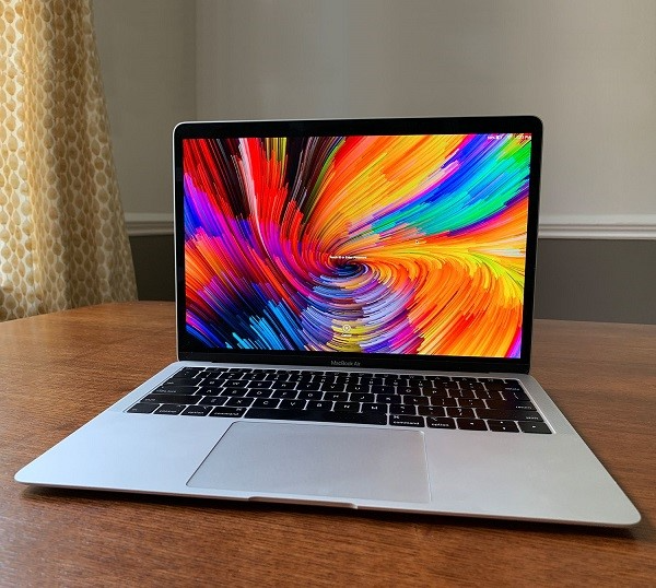 MacBook Air 2018 i5/8GB/256GB (Like New) 10 macbook air 13 inch 2018 01