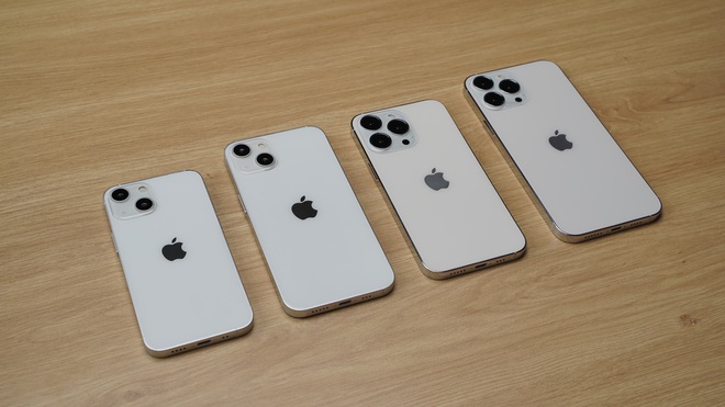 Hình ảnh rò rỉ 4 chiếc iPhone 13 tại Việt Nam 4 mo hinh iphone 13 3